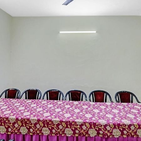 Collection O 85238 Tulika Garden Hotel Izatnagar Exterior foto